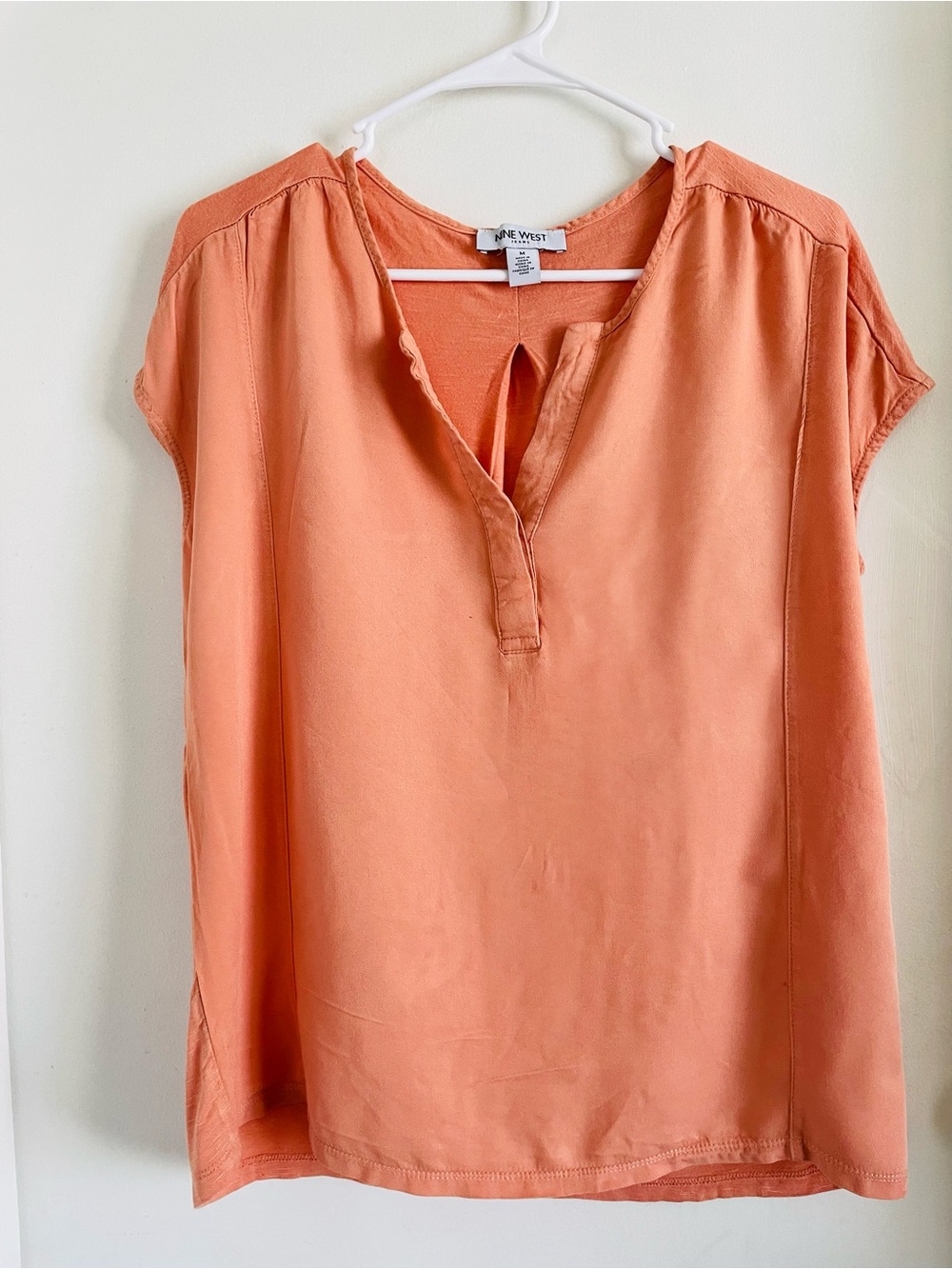 Nine West Coral Split V-Neck Short Sleeve Blouse